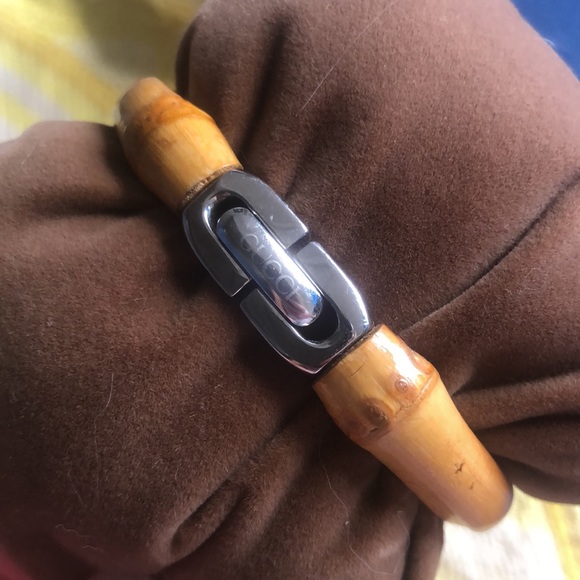 Gucci 6800L Bamboo bangle watch - Picture 14 of 15